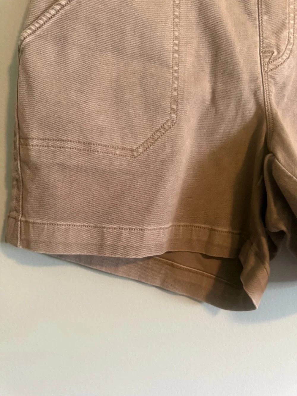 SPANX Women's Shorts Brown Casual Stretch Twill pull on style size small - Picture 3 of 8